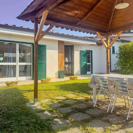 San Paolo By Interhome דירה פאלינורו